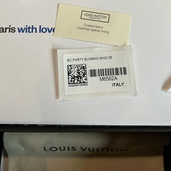 Louis Vuitton Party Bumbag Bracelet - Picture 3 of 10